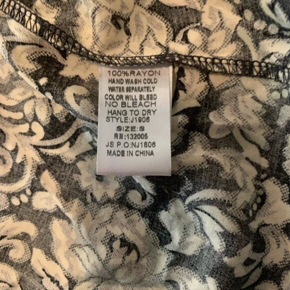 Entro Woman's Cardigan Kimono Topper Floral Fringe Size Small - Picture 8 of 8